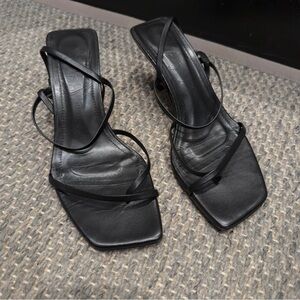 Zara - Black Strappy Minimalistic Kitten Heels Size 36 Women’s